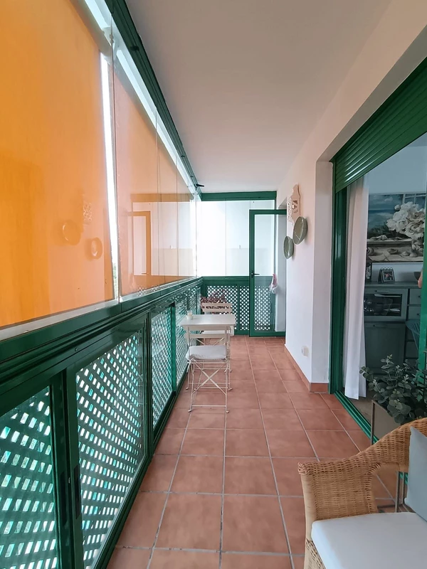 8-e64a9055bba3e77ac8aca3b893cdf826