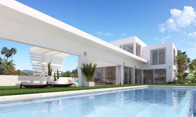 R2670191 | Residential Plot in Marbella – € 1,200,000 – 5 beds, 6.5 baths
