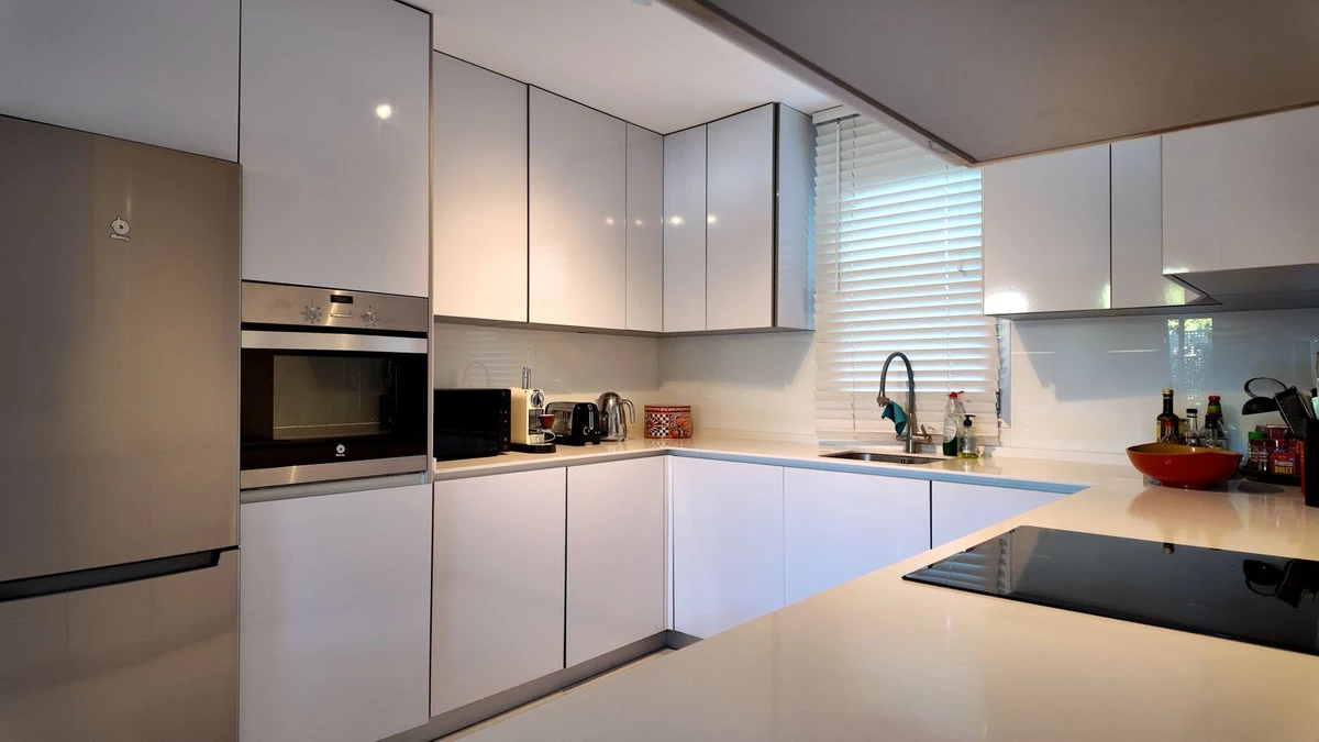 8-e64a9055bba3e77ac8aca3b893cdf826