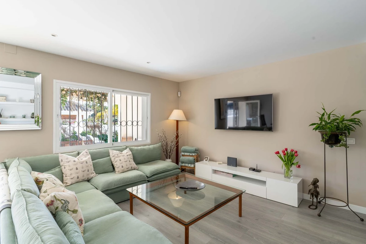 3-e898b2bb2a2fdfd06d2c39894dce8316