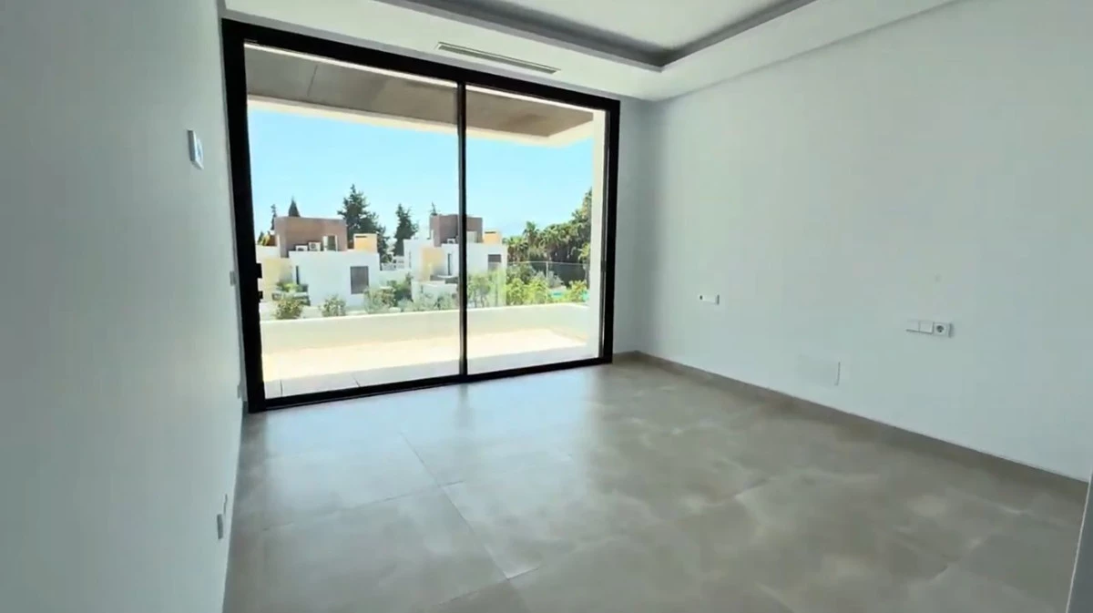 9-467d0cee5b725f3ef65f102a0c2e69c0