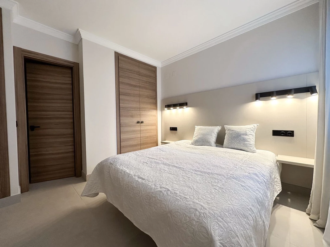 8-e64a9055bba3e77ac8aca3b893cdf826