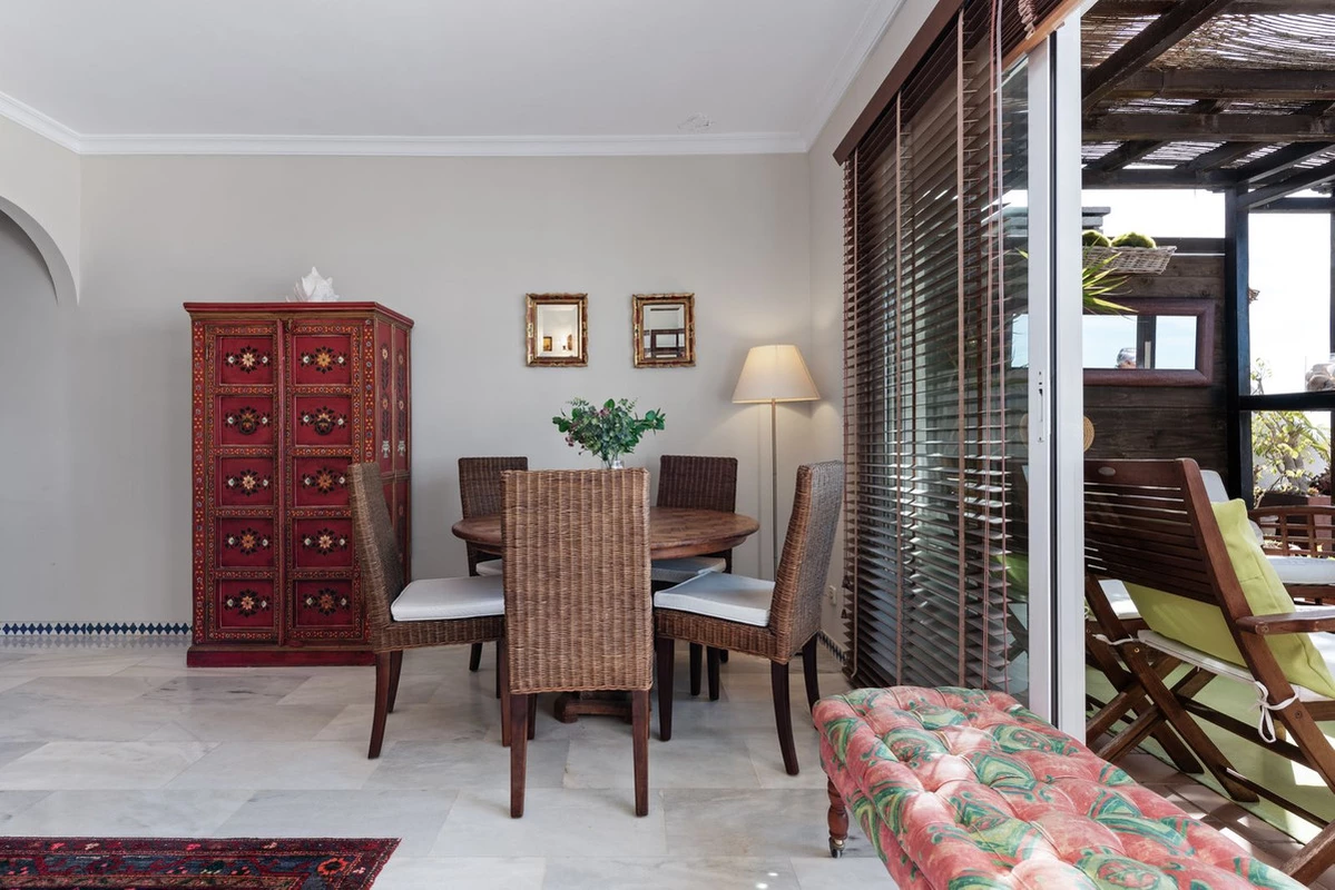 7-aa4cc561180b369757c0bb4af9886cd3