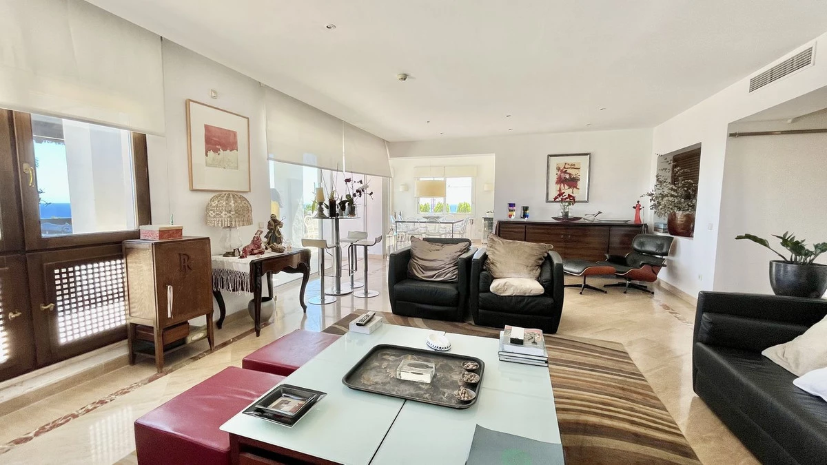 7-aa4cc561180b369757c0bb4af9886cd3