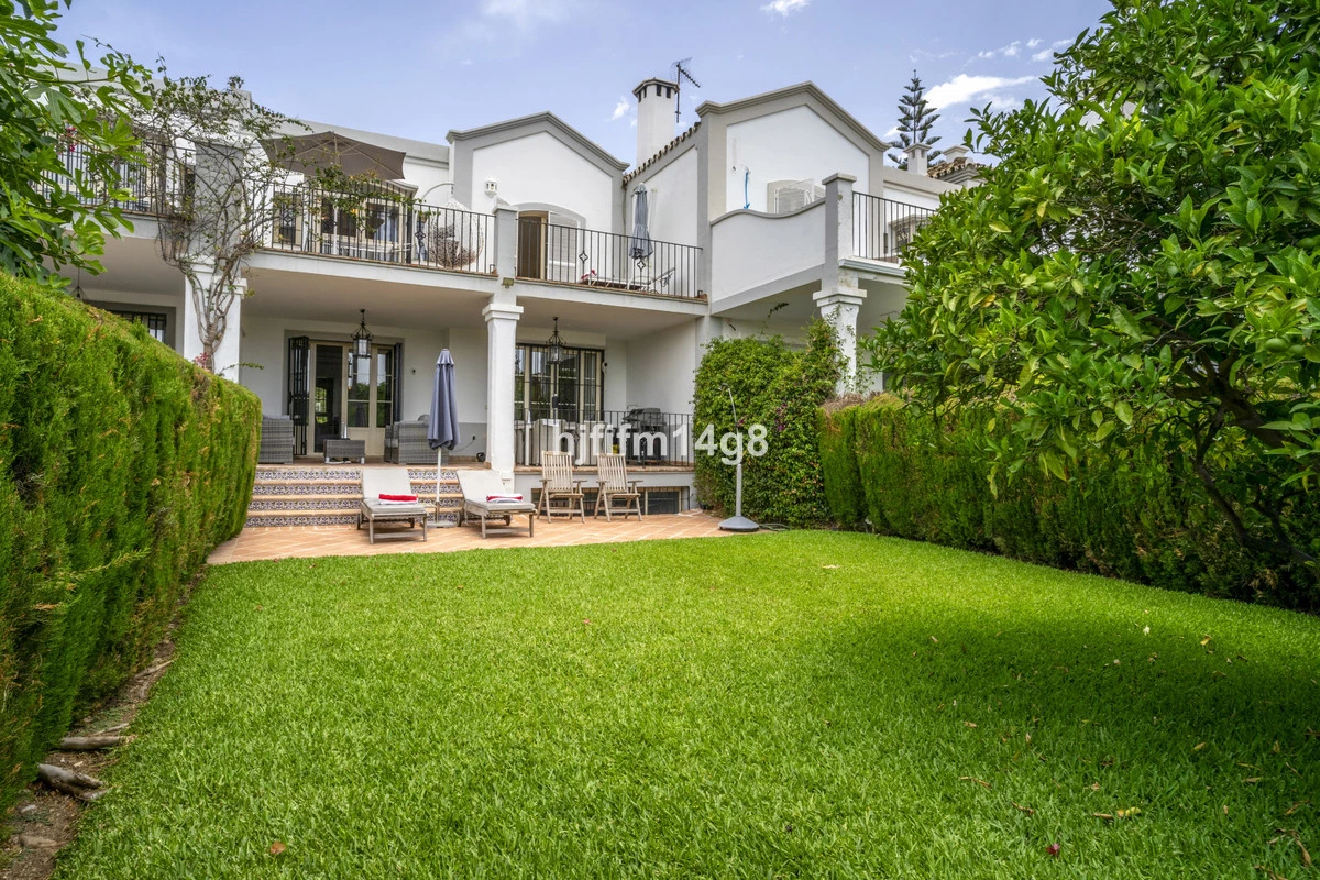 1-7980e48d732b6fc85c14b43b94d2aa54