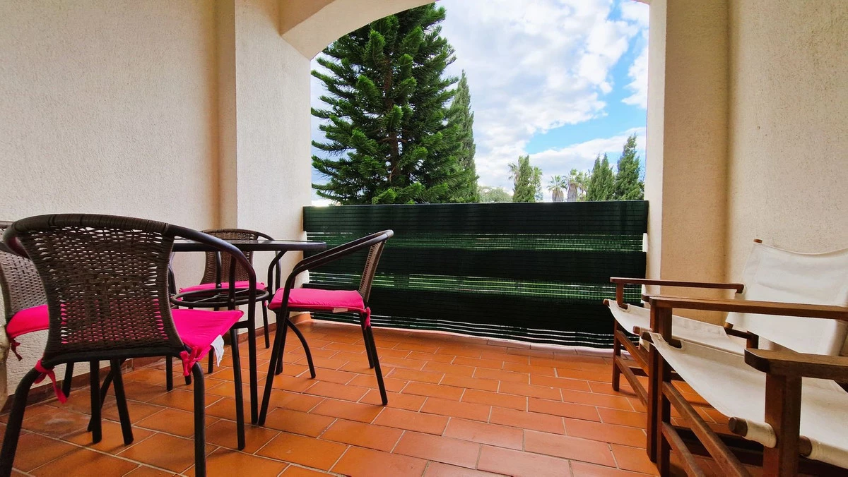 8-e64a9055bba3e77ac8aca3b893cdf826