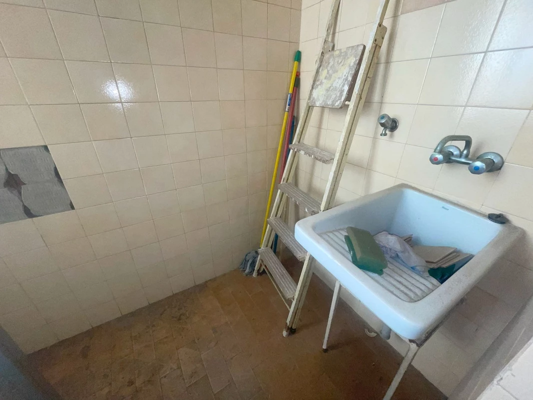 7-aa4cc561180b369757c0bb4af9886cd3