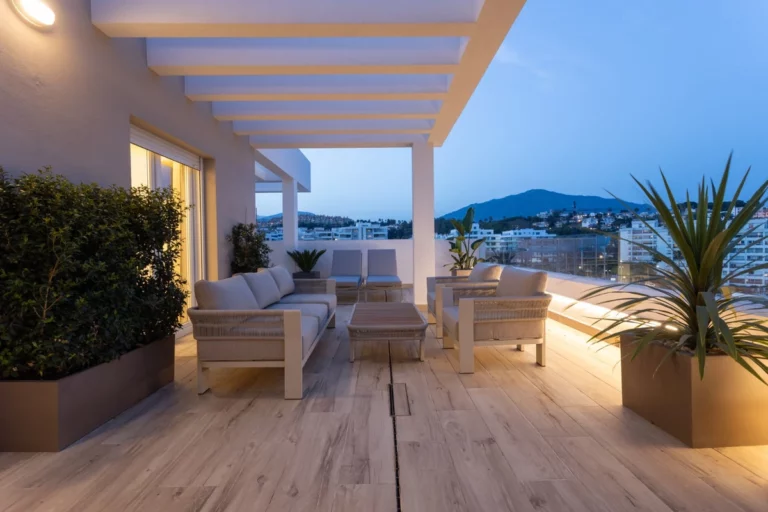 R5107096 | Middle Floor Apartment in Nueva Andalucía – € 1,690,000 – 4 beds, 2 baths