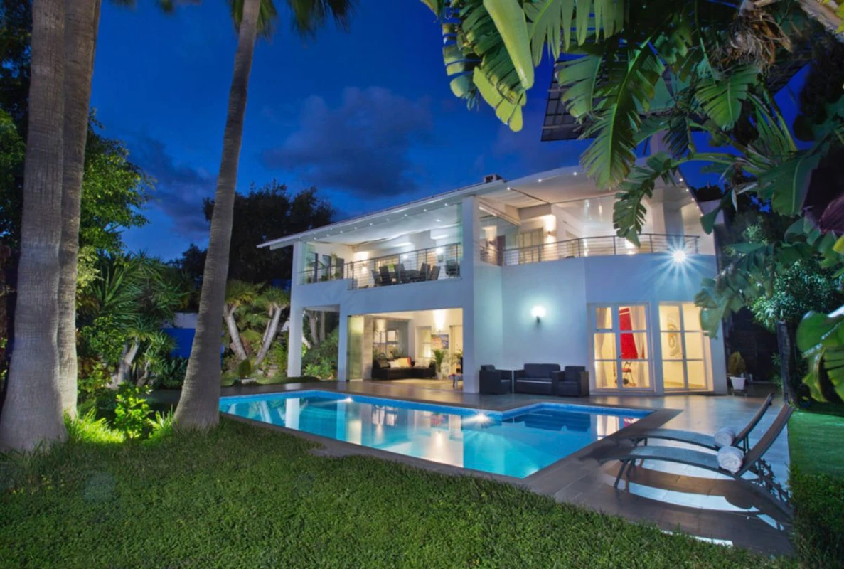 8-e64a9055bba3e77ac8aca3b893cdf826