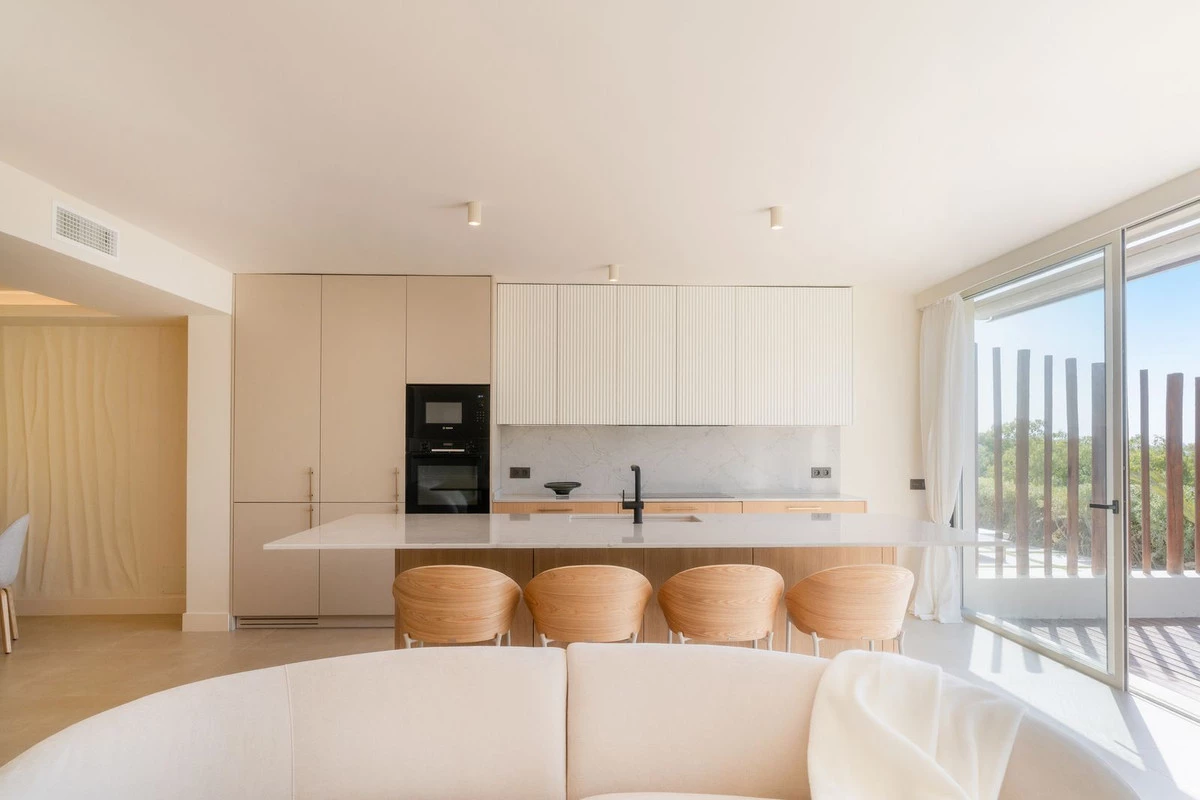 8-e64a9055bba3e77ac8aca3b893cdf826