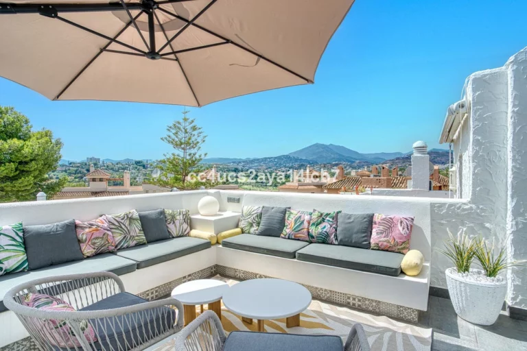 R5060986 | Townhouse in Nueva Andalucía – € 795,000 – 3 beds, 3 baths