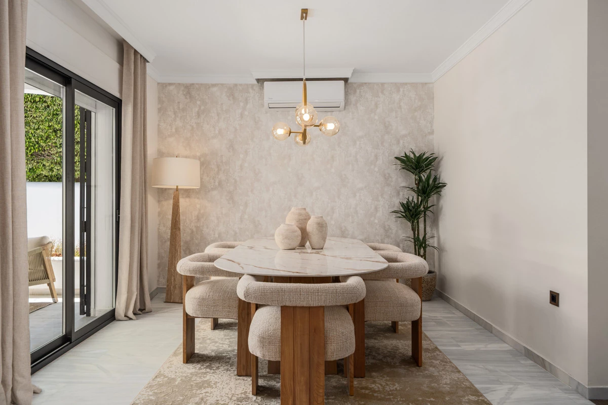 4-c23c0f86247804fa50226aecd8b0b2c8