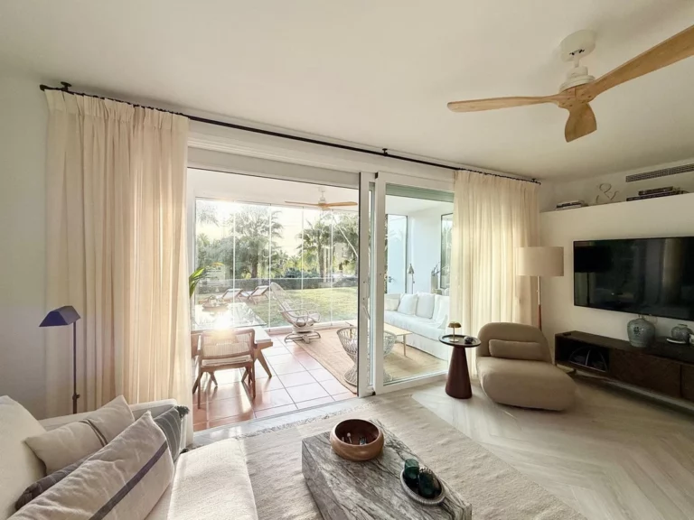 R4813543 | Ground Floor Apartment in Casares – € 610,000 – 3 beds, 2 baths