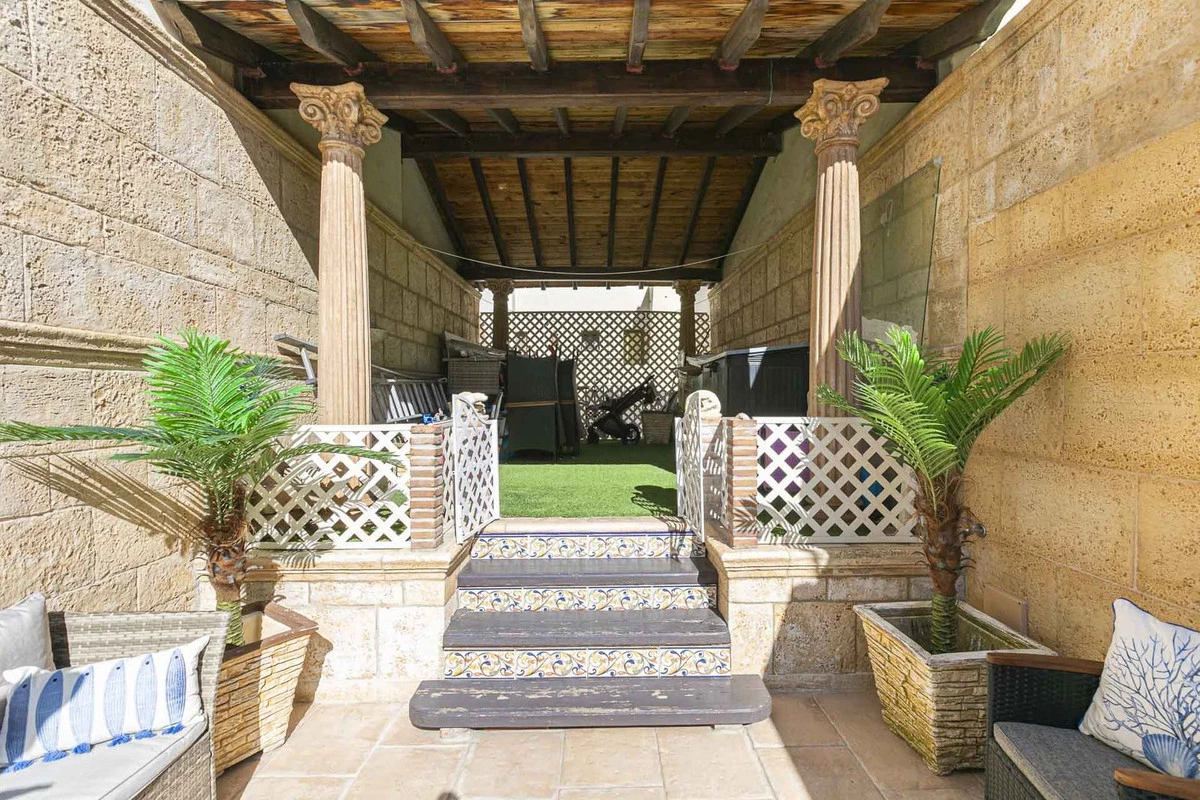 7-aa4cc561180b369757c0bb4af9886cd3