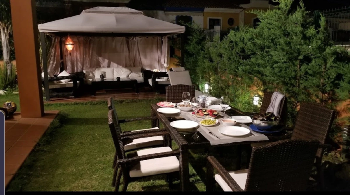 2-5bd7b9d04b45e33852eaf0ec6670150d