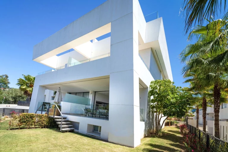 R4988791 | Semi-Detached House in Río Real – € 1,250,000 – 4 beds, 3 baths