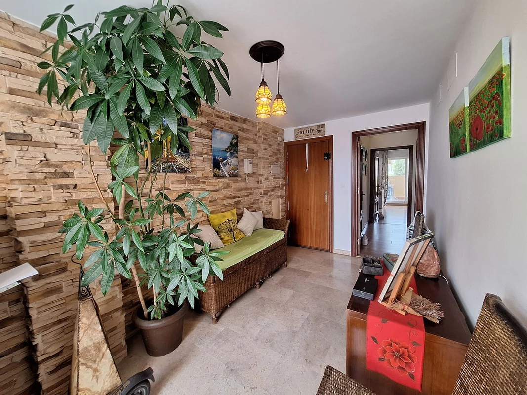 7-aa4cc561180b369757c0bb4af9886cd3