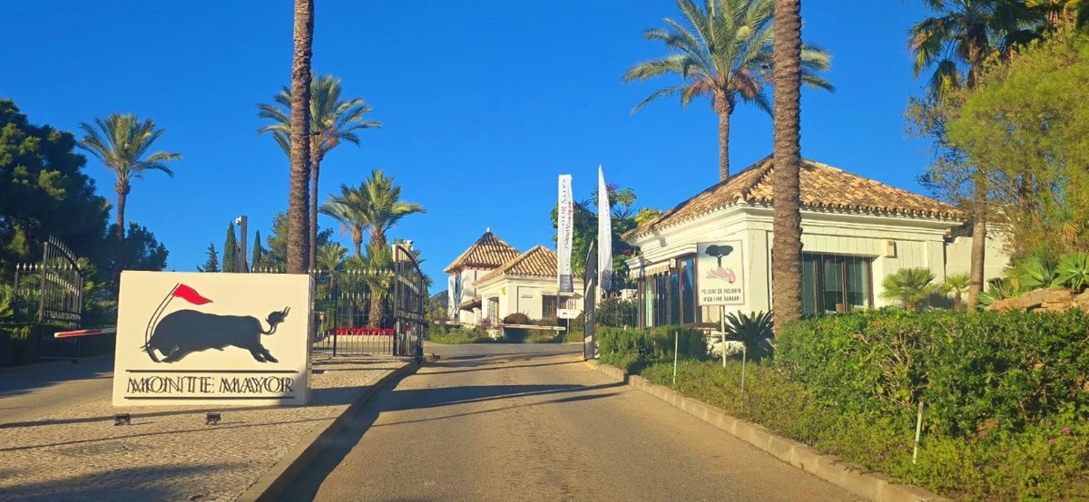 1-7980e48d732b6fc85c14b43b94d2aa54