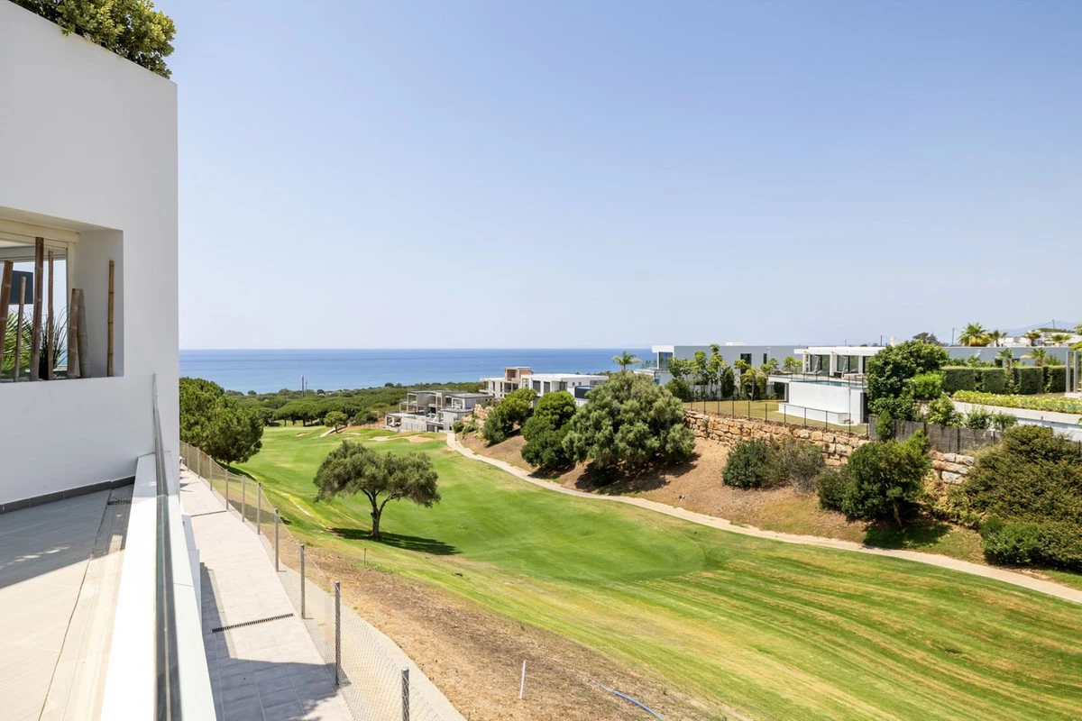 2-5bd7b9d04b45e33852eaf0ec6670150d