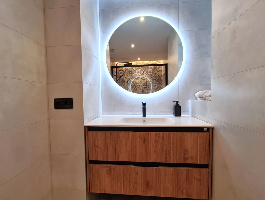 9-467d0cee5b725f3ef65f102a0c2e69c0