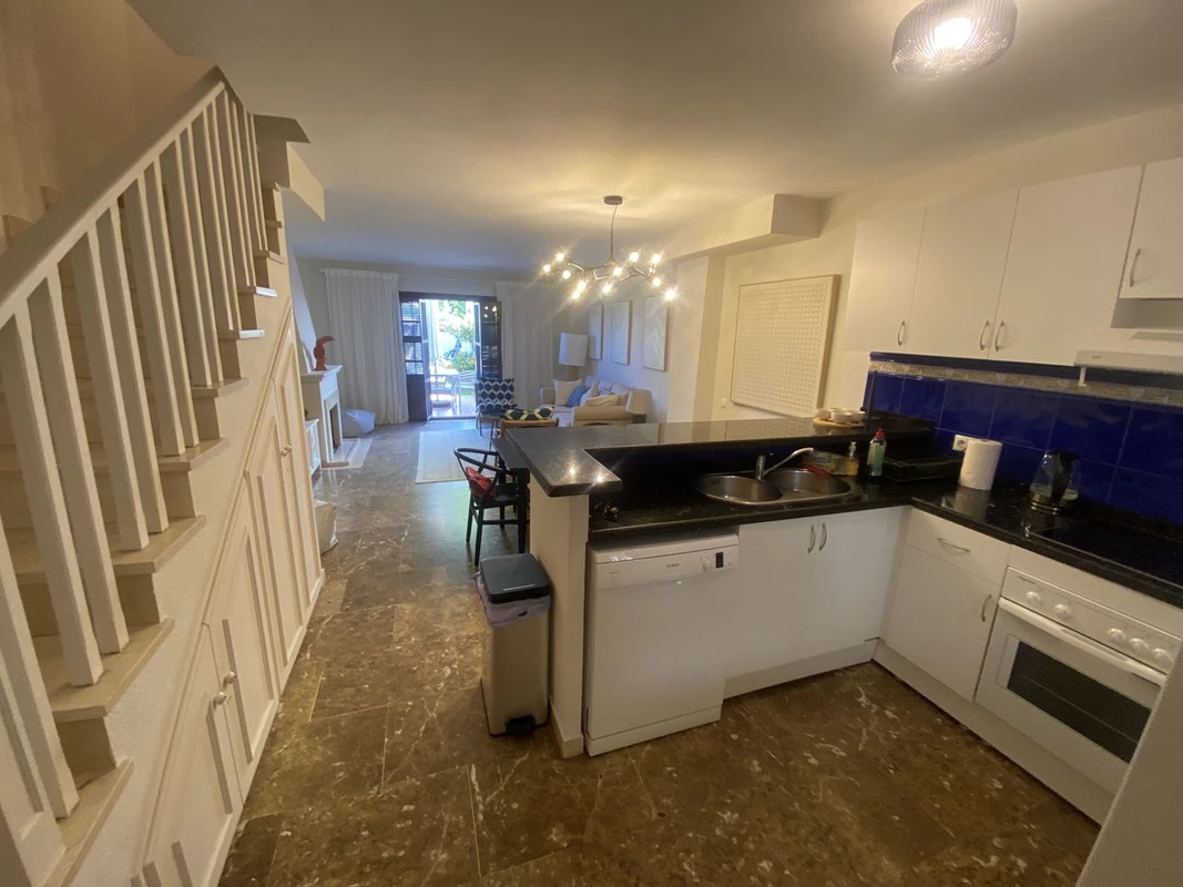 6-241328e1bcc9c0d8ce1222beb6c967a8