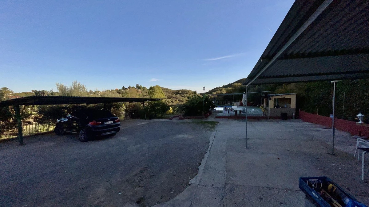 2-5bd7b9d04b45e33852eaf0ec6670150d