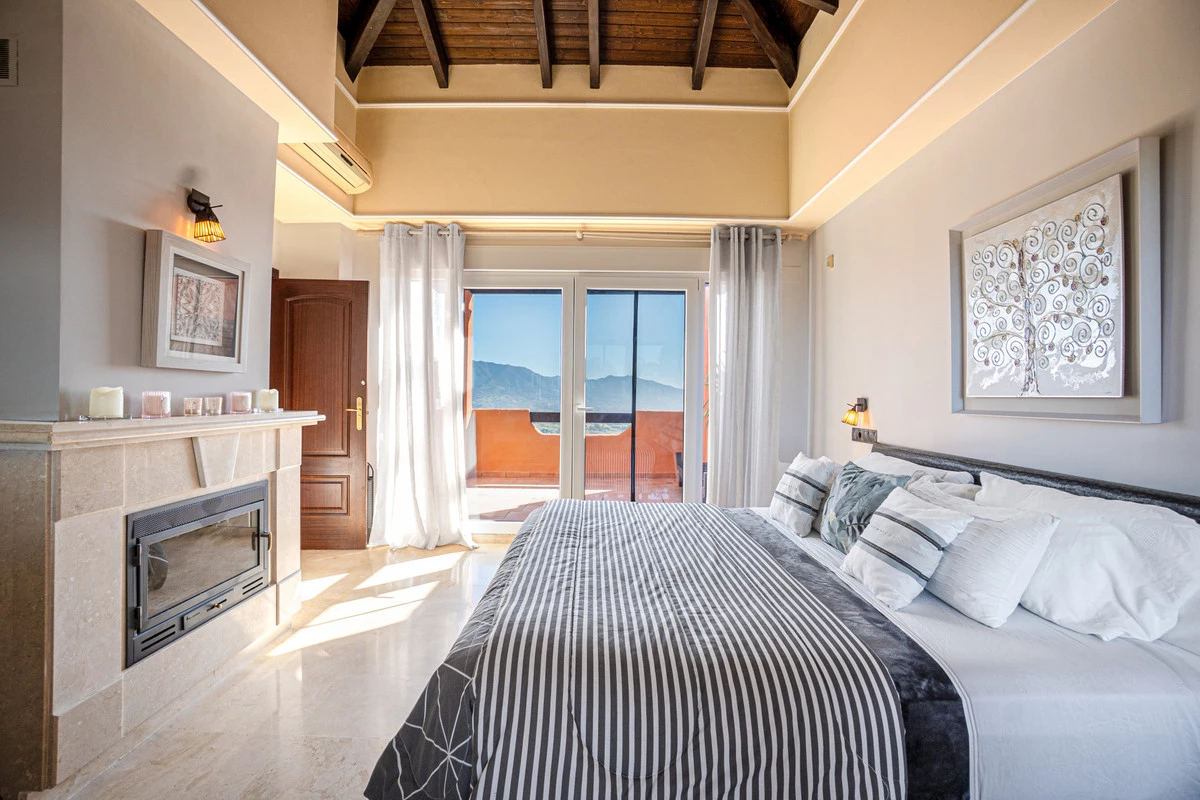 4-c23c0f86247804fa50226aecd8b0b2c8