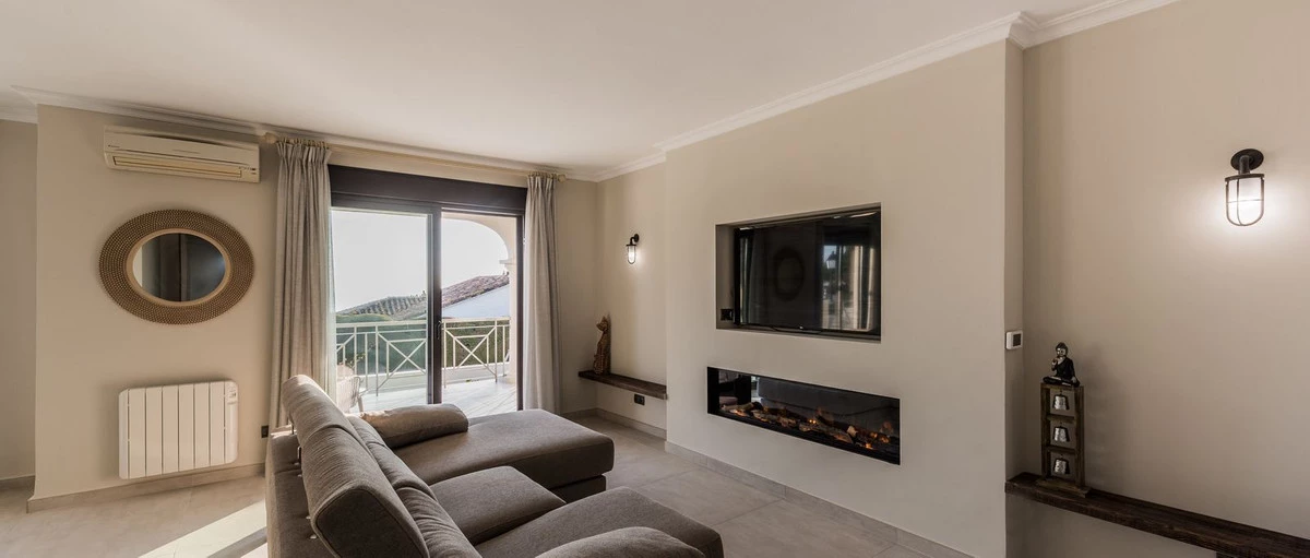 7-aa4cc561180b369757c0bb4af9886cd3