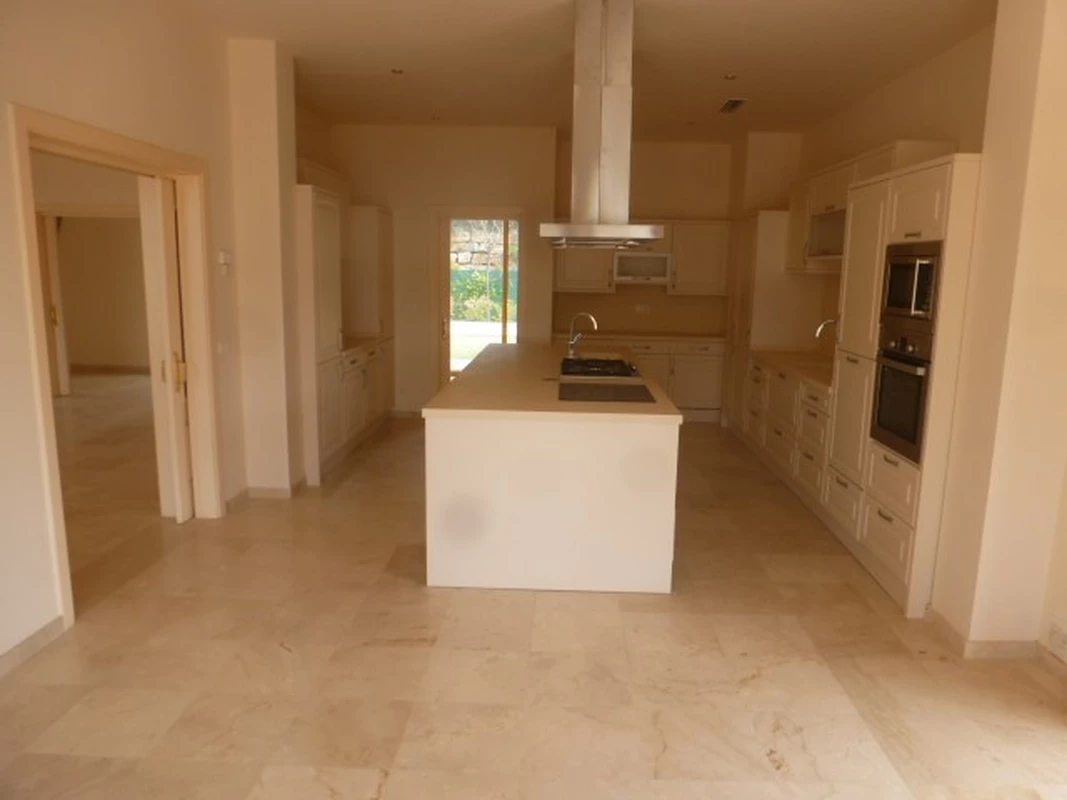 4-c23c0f86247804fa50226aecd8b0b2c8