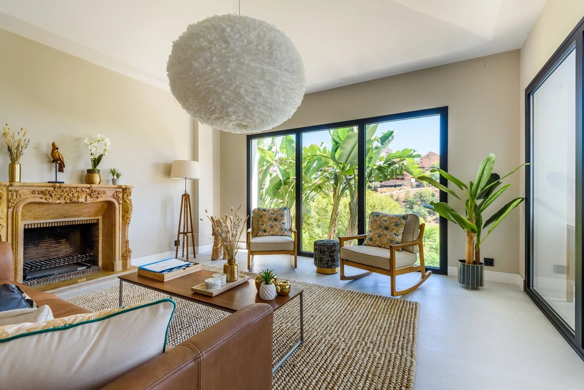 2-5bd7b9d04b45e33852eaf0ec6670150d