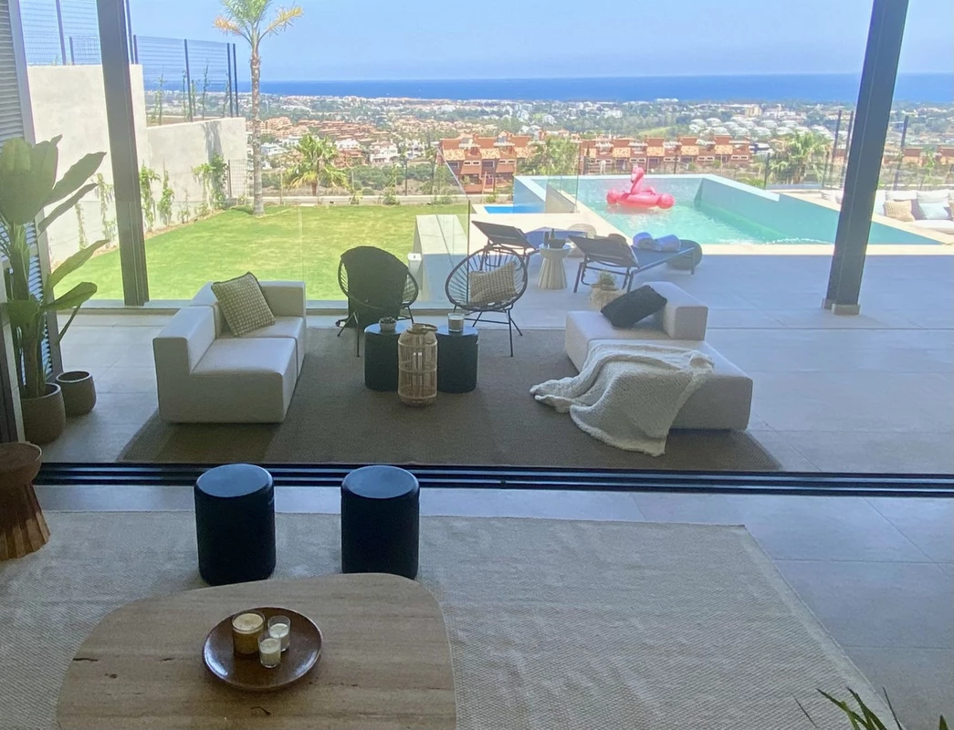 1-7980e48d732b6fc85c14b43b94d2aa54