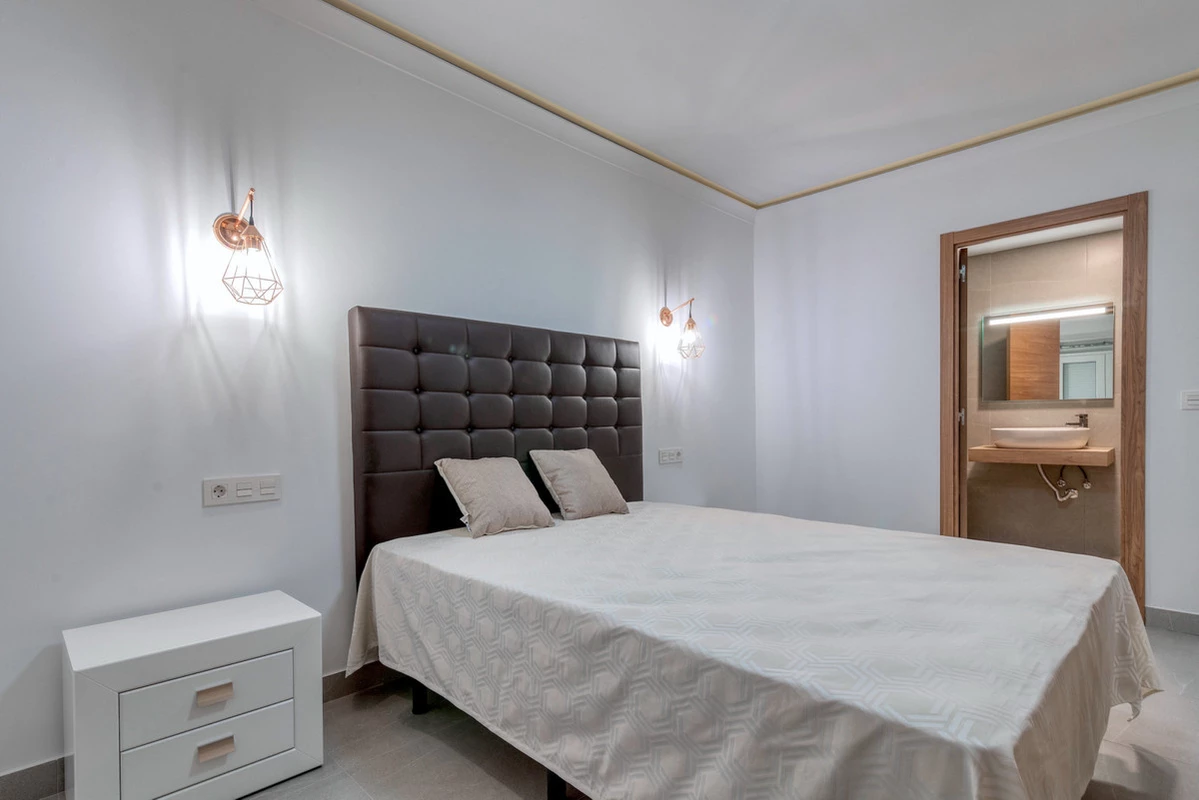 9-467d0cee5b725f3ef65f102a0c2e69c0