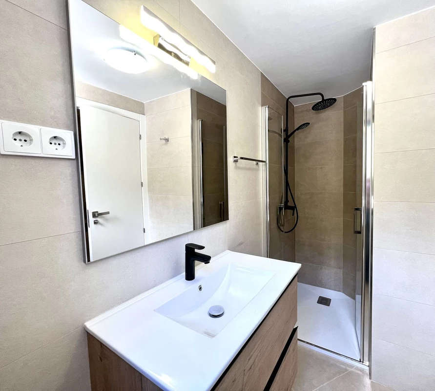 9-467d0cee5b725f3ef65f102a0c2e69c0