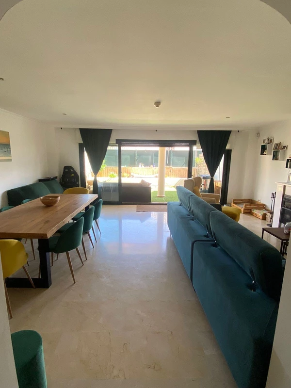 7-aa4cc561180b369757c0bb4af9886cd3