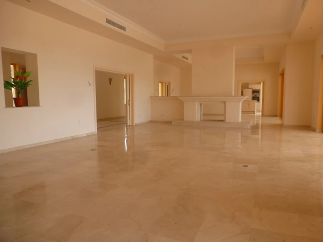 7-aa4cc561180b369757c0bb4af9886cd3