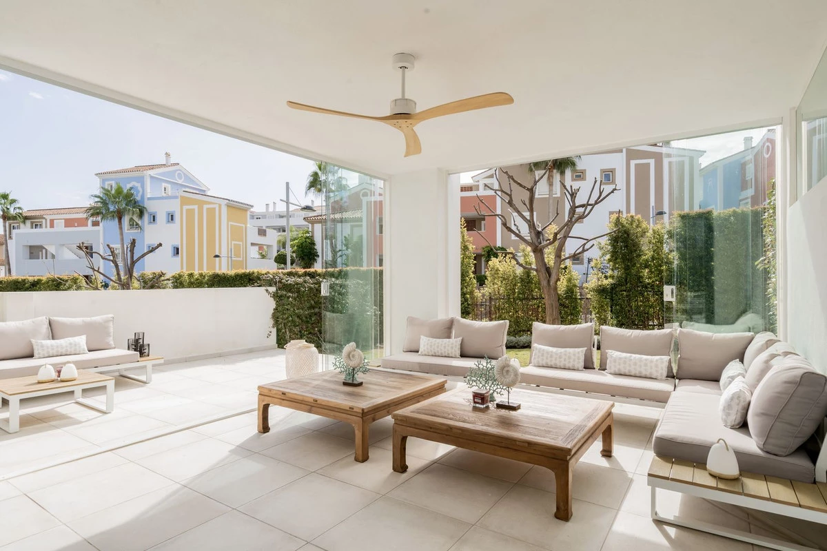 2-5bd7b9d04b45e33852eaf0ec6670150d