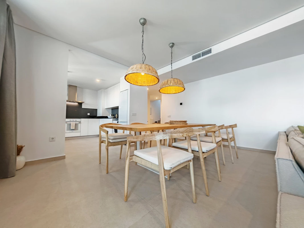 7-aa4cc561180b369757c0bb4af9886cd3