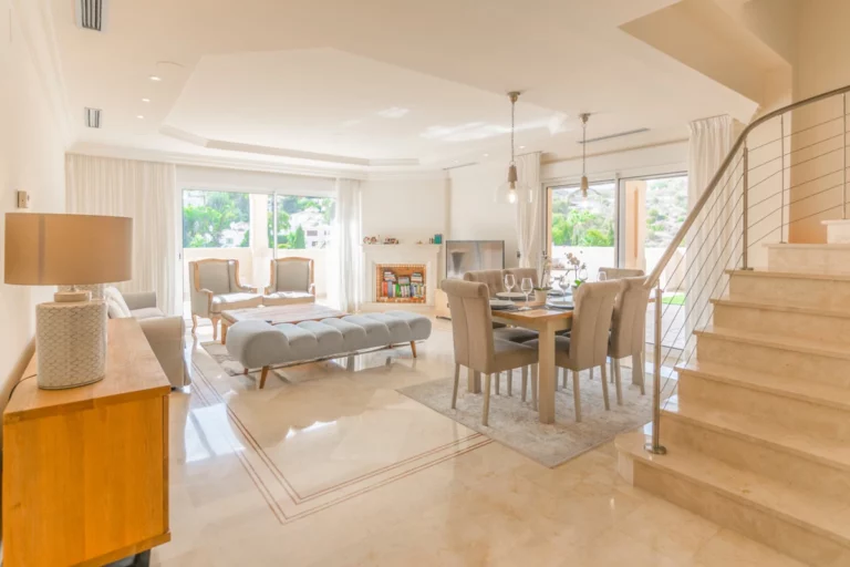 R4807924 | Penthouse in Nueva Andalucía – € 1,100,000 – 3 beds, 3 baths