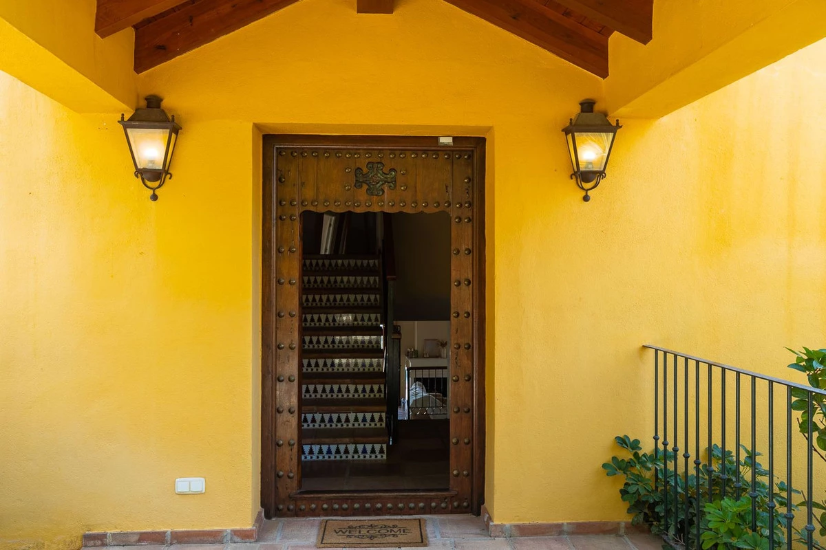 8-e64a9055bba3e77ac8aca3b893cdf826