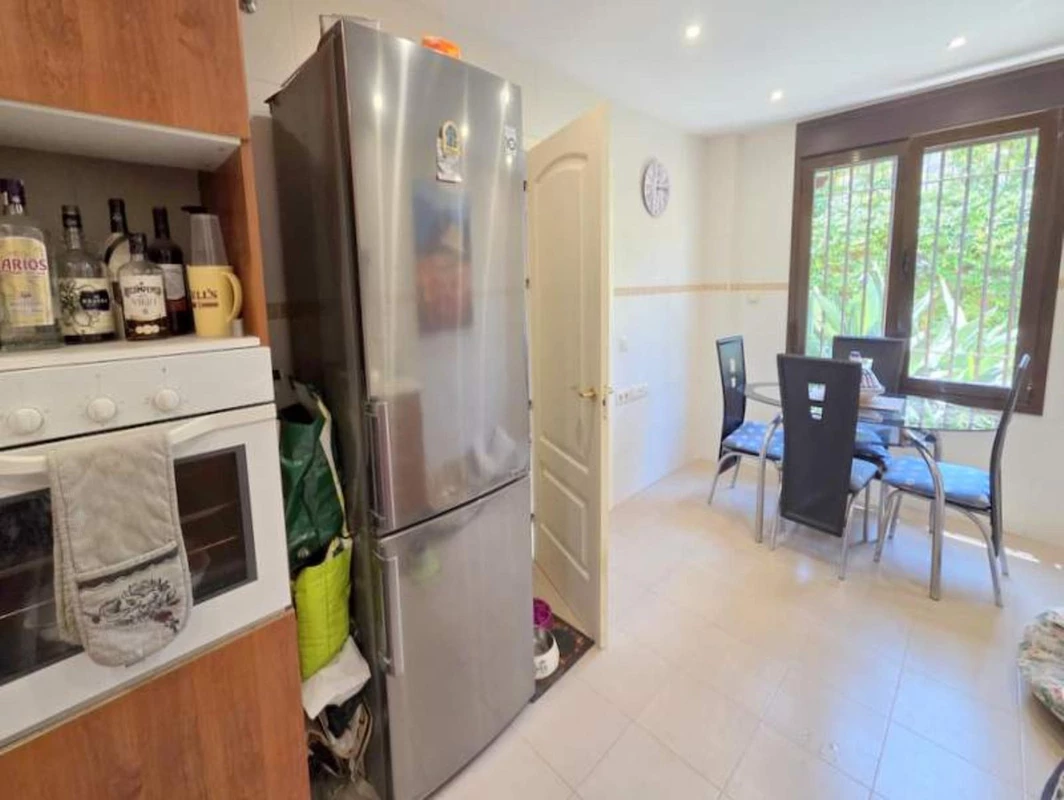 8-e64a9055bba3e77ac8aca3b893cdf826