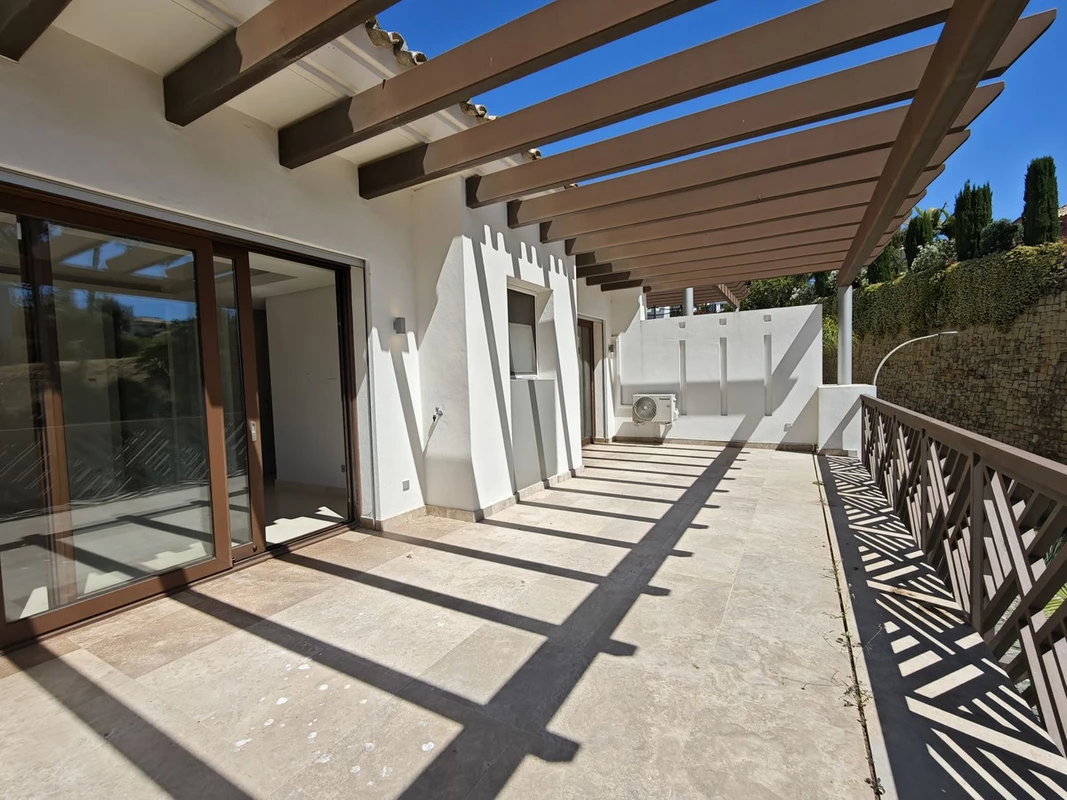 4-c23c0f86247804fa50226aecd8b0b2c8