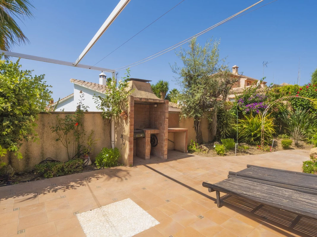 9-467d0cee5b725f3ef65f102a0c2e69c0