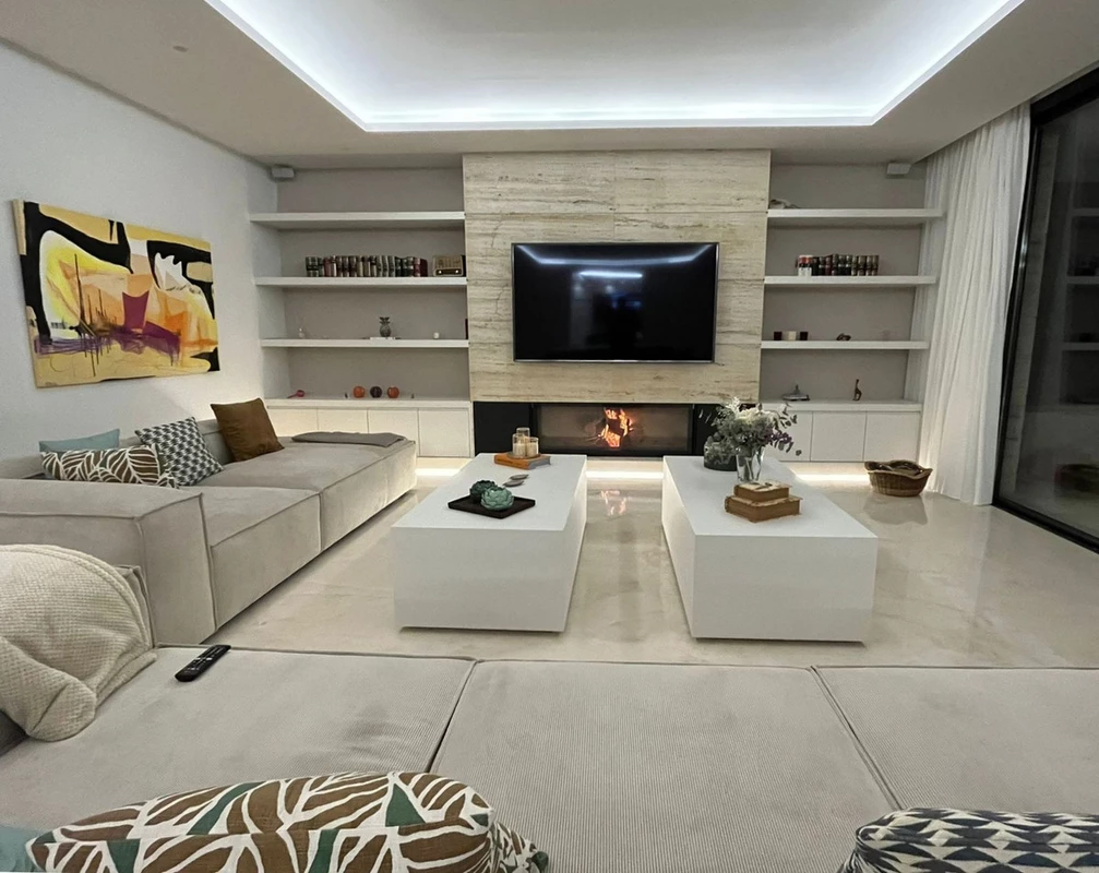 8-e64a9055bba3e77ac8aca3b893cdf826