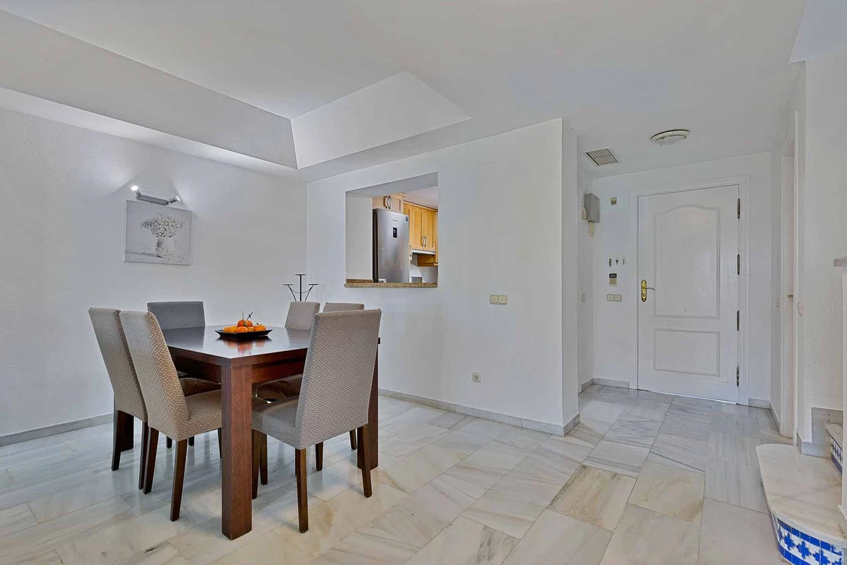 8-e64a9055bba3e77ac8aca3b893cdf826