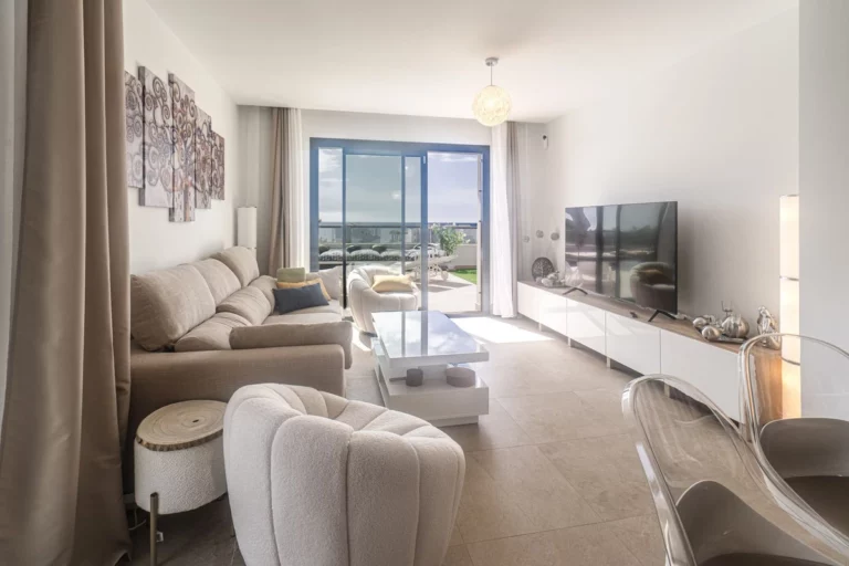 R4817632 | Penthouse in Casares – € 790,000 – 3 beds, 2 baths