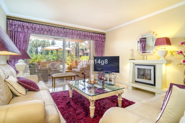 R5078446 | Ground Floor Apartment in Puerto Banús – € 879,000 – 2 beds, 2 baths