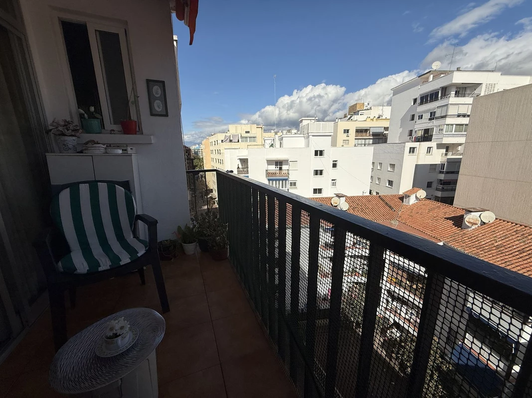 2-5bd7b9d04b45e33852eaf0ec6670150d