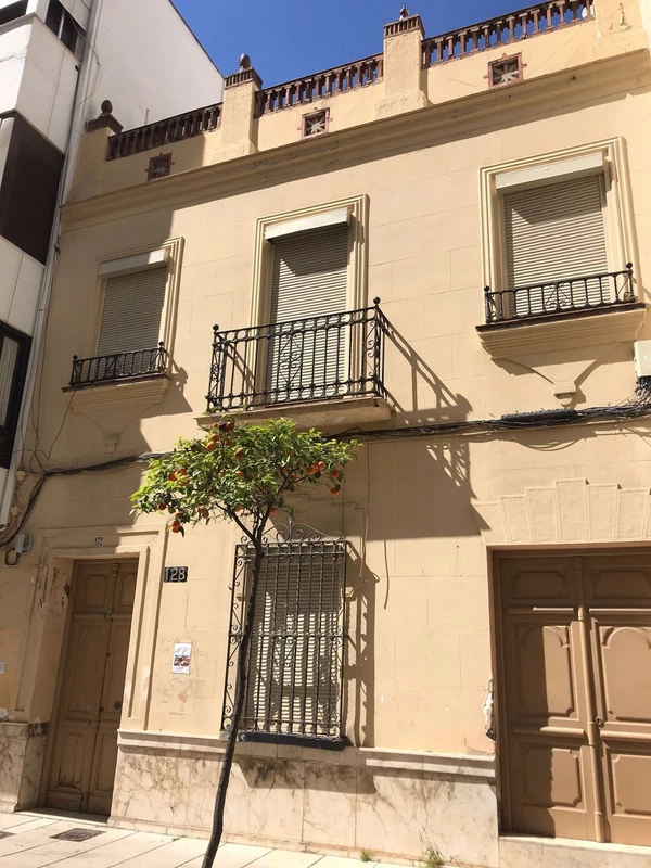 R4813993 | Townhouse in Estepona – € 840,000 – 8 beds, 3 baths