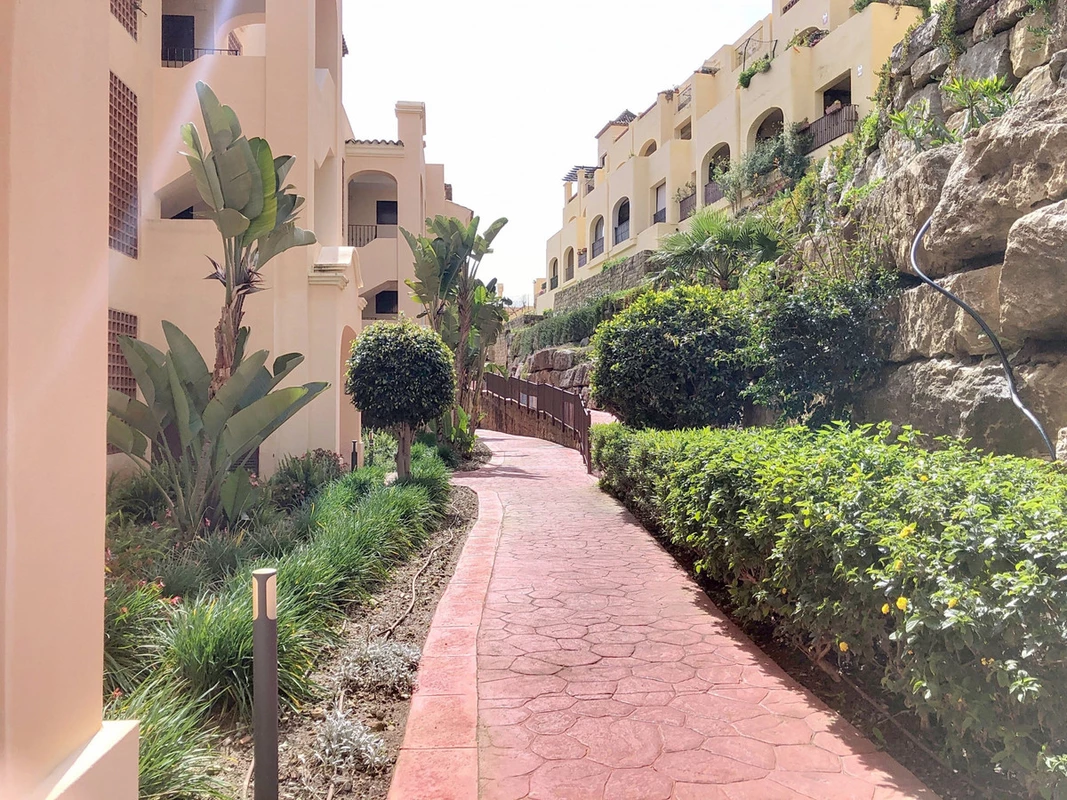 6-241328e1bcc9c0d8ce1222beb6c967a8