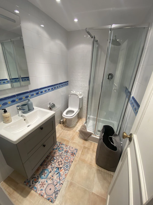 8-e64a9055bba3e77ac8aca3b893cdf826